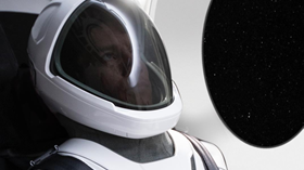 elon-musk-spacesuit