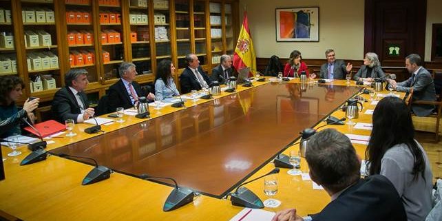 Ercros presenta su gama de bioplásticos biodegradables y compostables en el Congreso de los Diputados