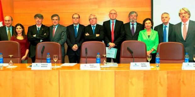 dia-de-la-quimica-2012-autoridades-y-premiados-620×350
