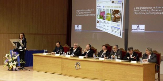 presentado-eduquim-el-nuevo-portal-de-educacion-del-foro-quimica-y-sociedad-620×350