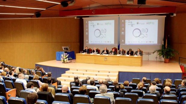 xi-celebracion-oficial-del-dia-de-la-quimica-granada-14-de-noviembre-de-2013-620×350