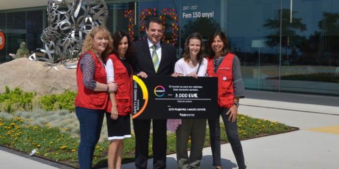 Covestro hace entrega de su donación para poner en marcha el ‘SJD Pediatric Cancer Center Barcelona’