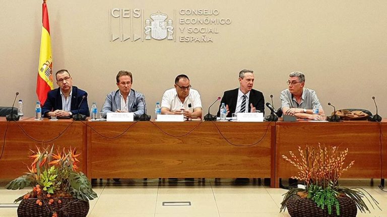 Firma XIX Convenio General de la Industria Quimica