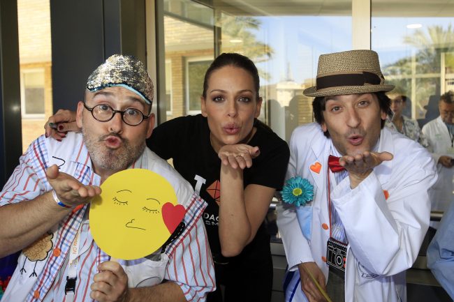 La Fundacion Atresmedia y Eva Gonzalez en el Hospital_Infantil_1