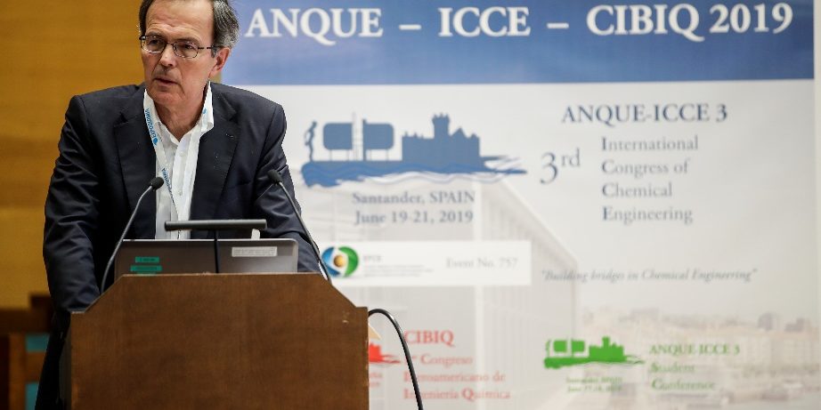 23 Nota de prensa Congreso Pedro Miró Para una sociedad próspera y sostenible la Química no es el problema sino parte de la solución