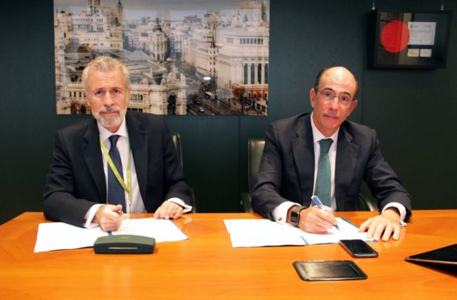 Foto firma acuerdo Inerco (002)