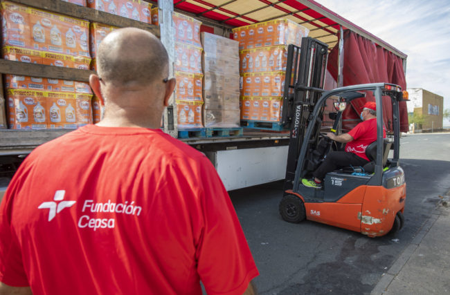 FUNDACION CEPSA Y PERSAN DONACION BANCO DE ALIMENTOS HUELVA