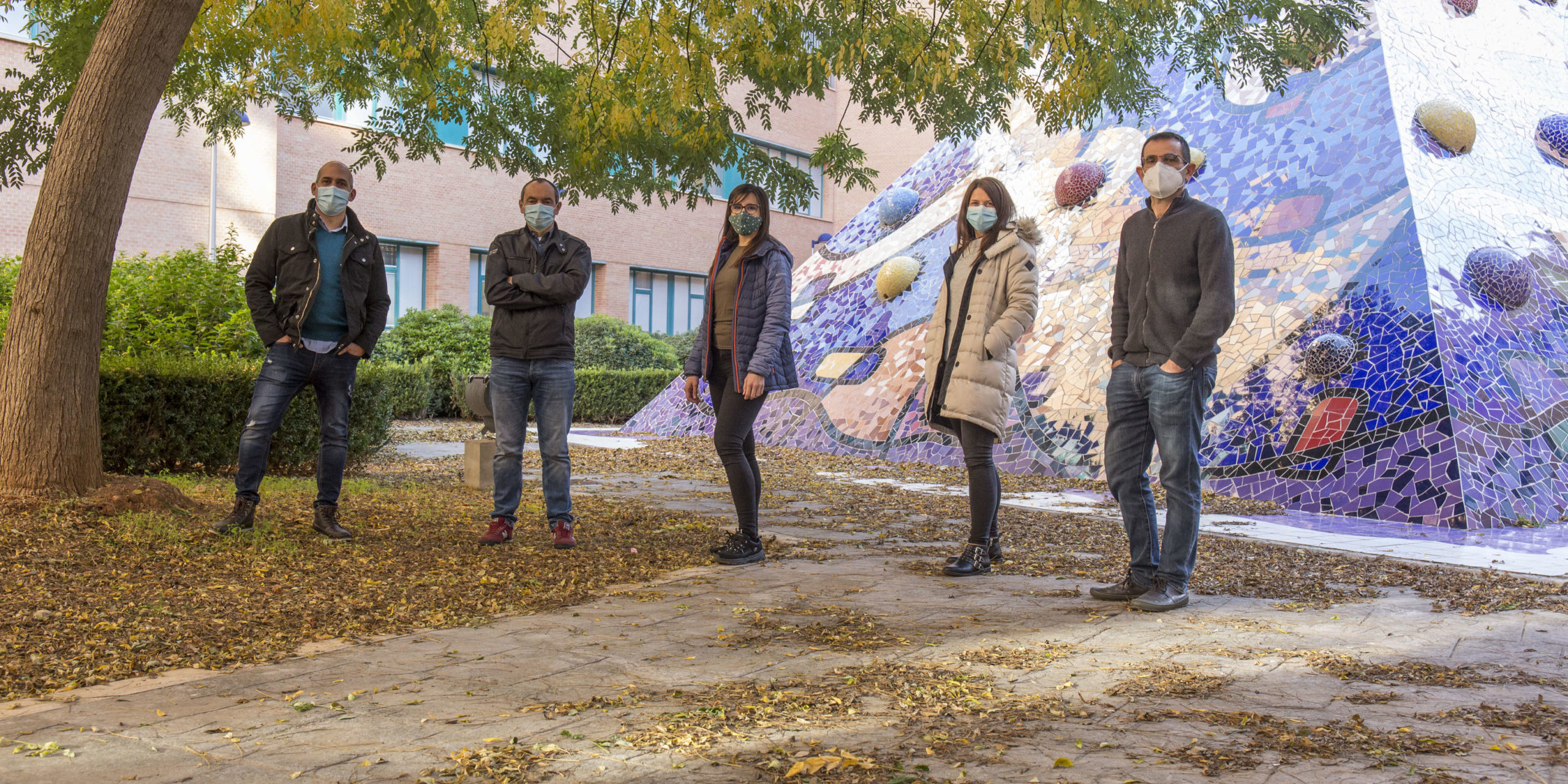 Investigadores de la UJI lideran un estudio internacional para diseñar moléculas capaces de bloquear la actividad del virus de la COVID-19