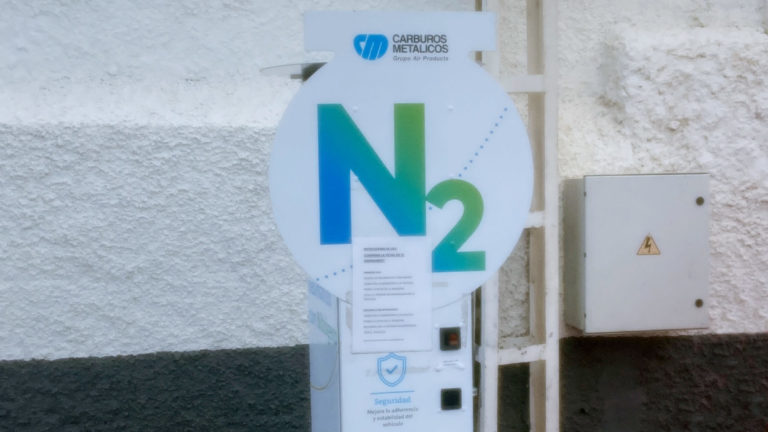 Dispensador Nitrógeno de Carburos Metálicos (Telde)