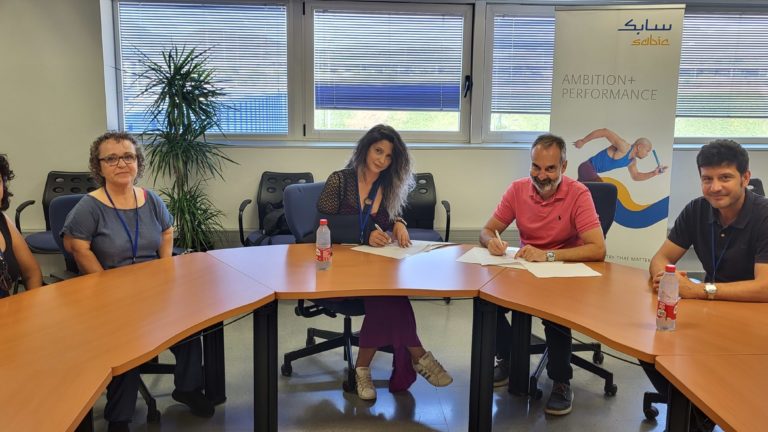 Foto Firma acuerdo SABIC_ANIMUR