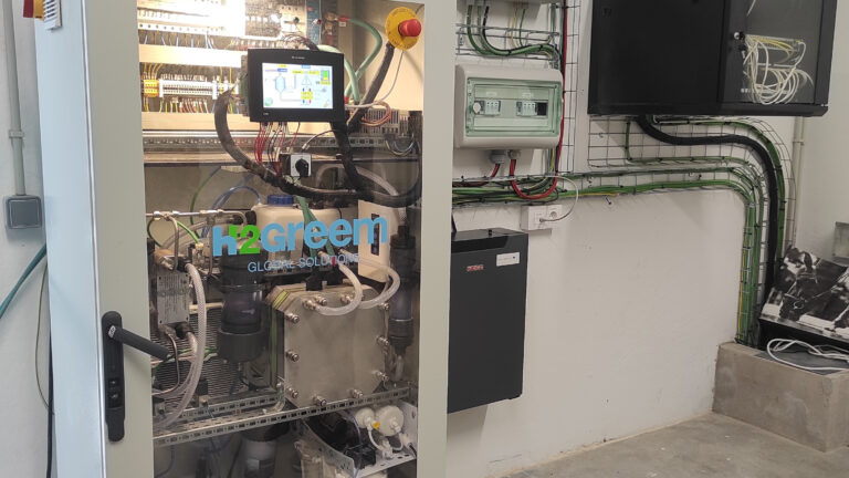 Producción de hidrógeno verde con energía solar Producción de hidrógeno verde con energía solar