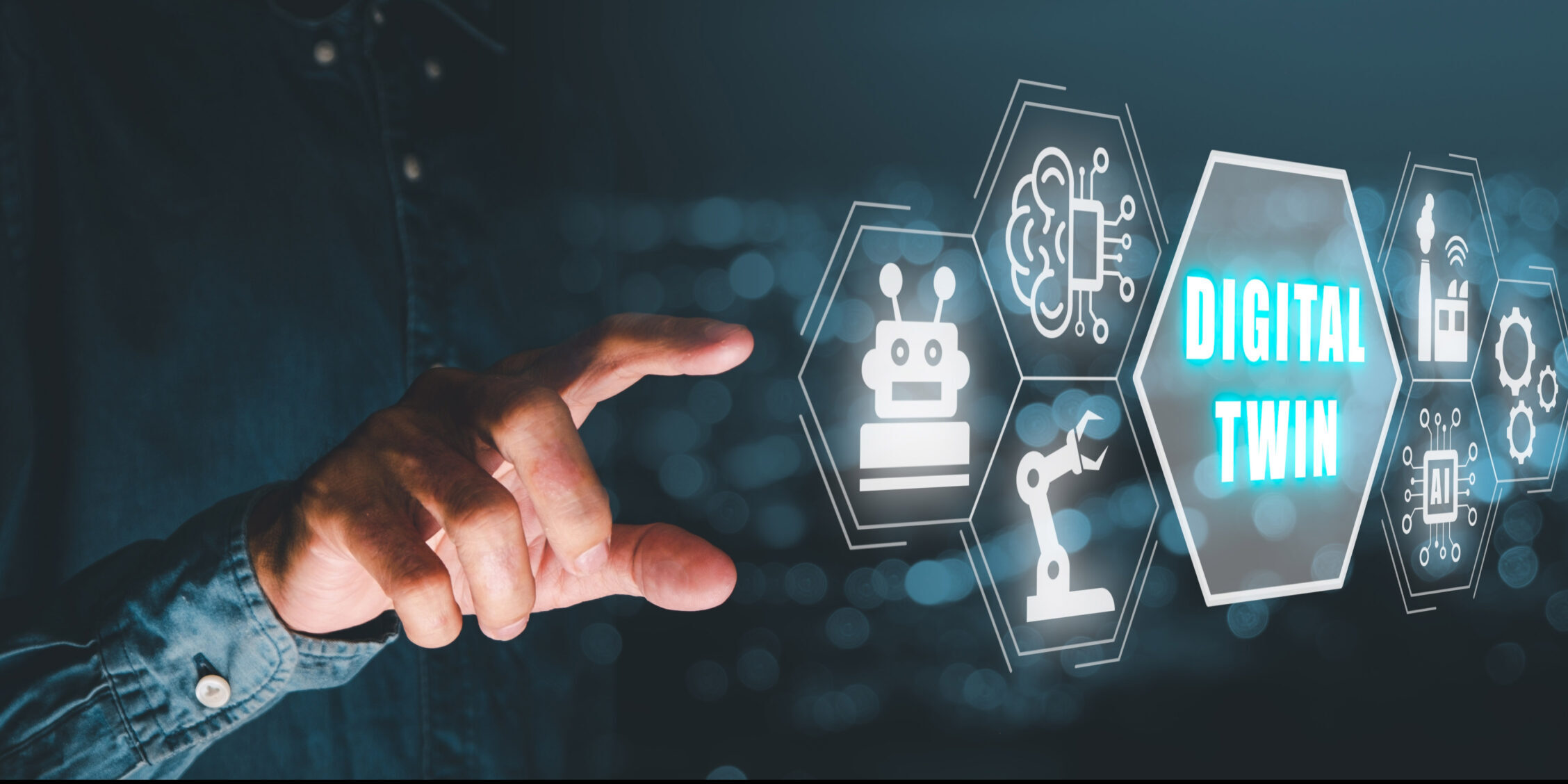 Digital,Twin,Business,And,Industrial,Process,Modelling,,Businessman,Hand,Touching Hacia una fabricación de composites energéticamente eficiente mediante la aplicación de tecnologías digitales innovadoras al proceso de conformado SMC
