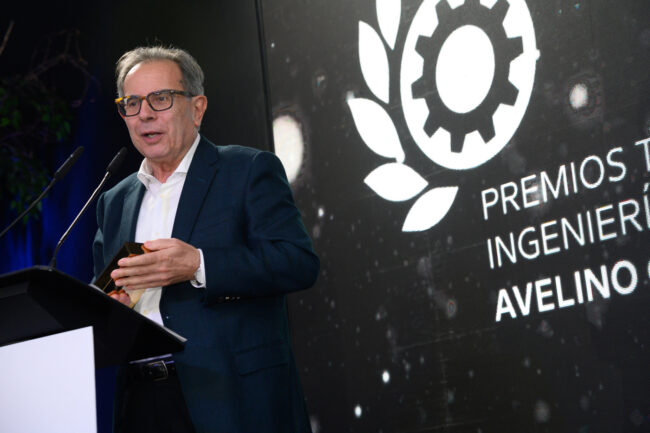 Premios TFM Ingenieria Quimica 204 W Avelino Corma recibe el Galardón Honorífico a la Excelencia Científica