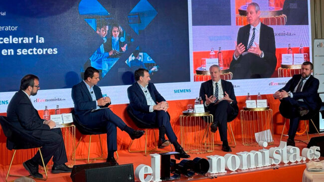 jal-grupo Feique participa en la jornada de presentación del informe Siemens Xcelerator: claves para acelerar la digitalización en sectores estratégicos