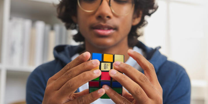 El cubo de Rubik, la estrella de los rompecabezas cumple 50 años