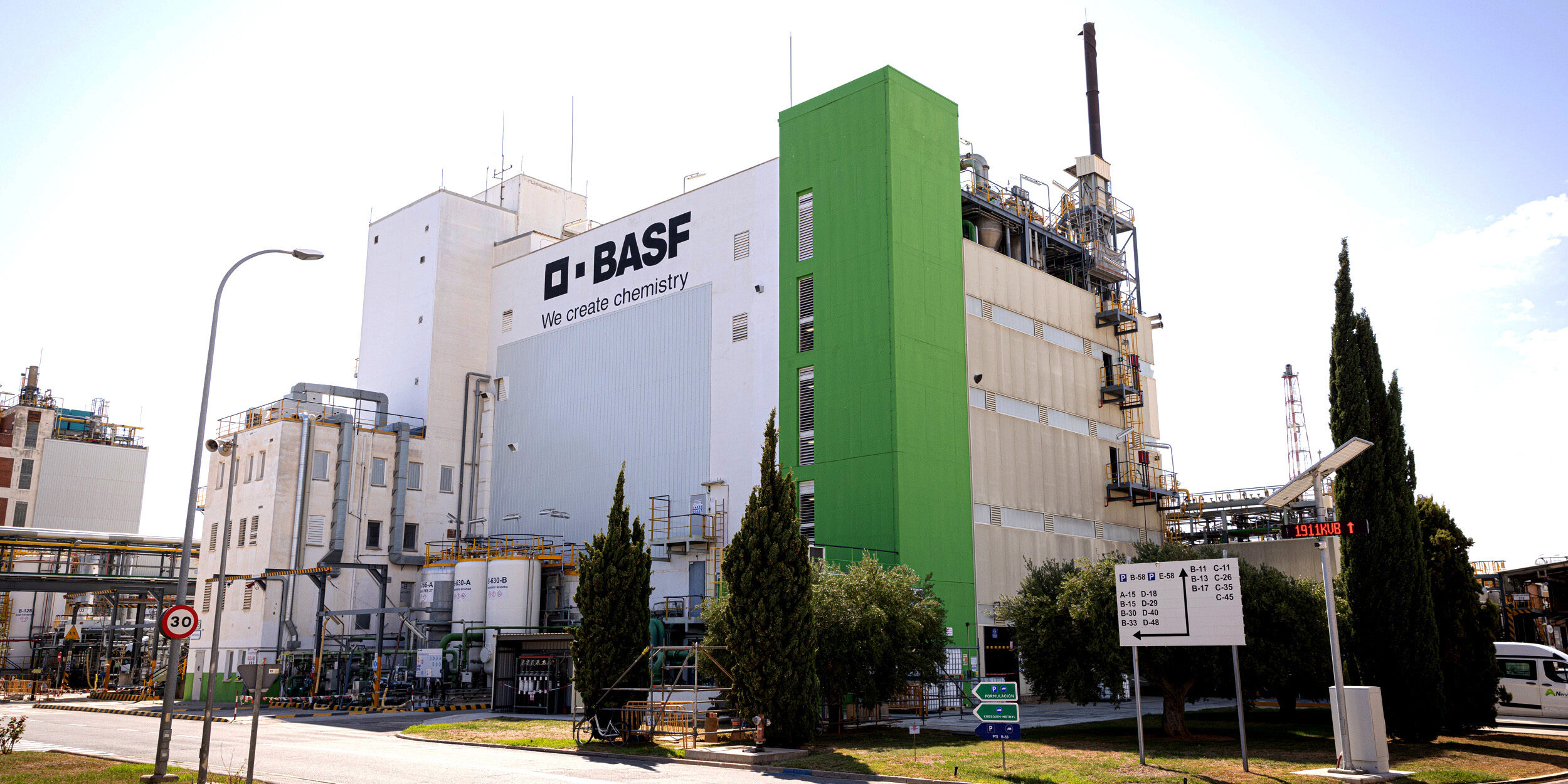 BASF site in Tarragona, Spain inhibidores de parafina
