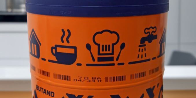 20240618_NdP_Repsol une seguridad y circularidad guardaválvulas Repsol Reciclex® 10% de reciclado en botellas NEL