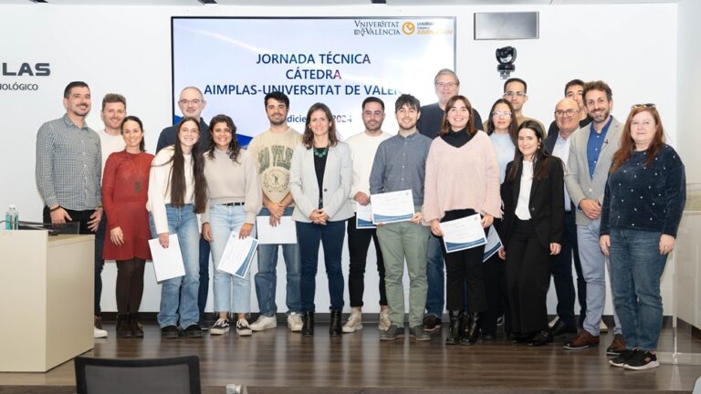 2024 Cátedra UV FOTO GRUPAL PREMIADOS