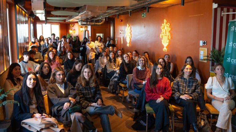 Alumnas de cesif-metrodora