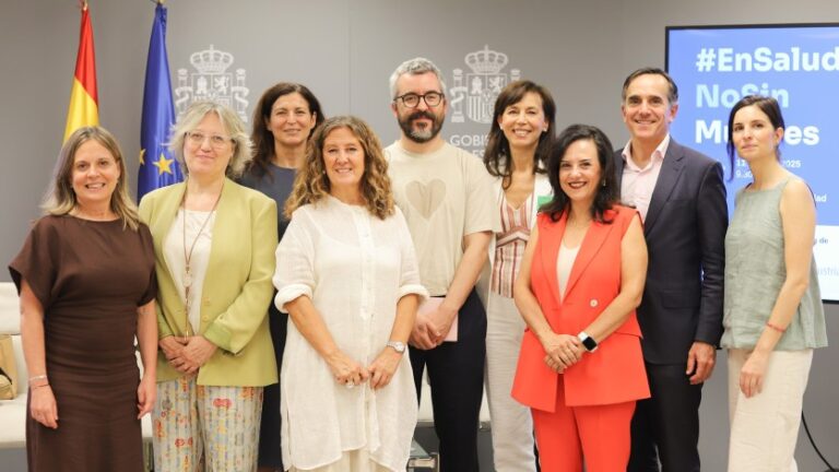 En-salud-no-sin-mujeres1