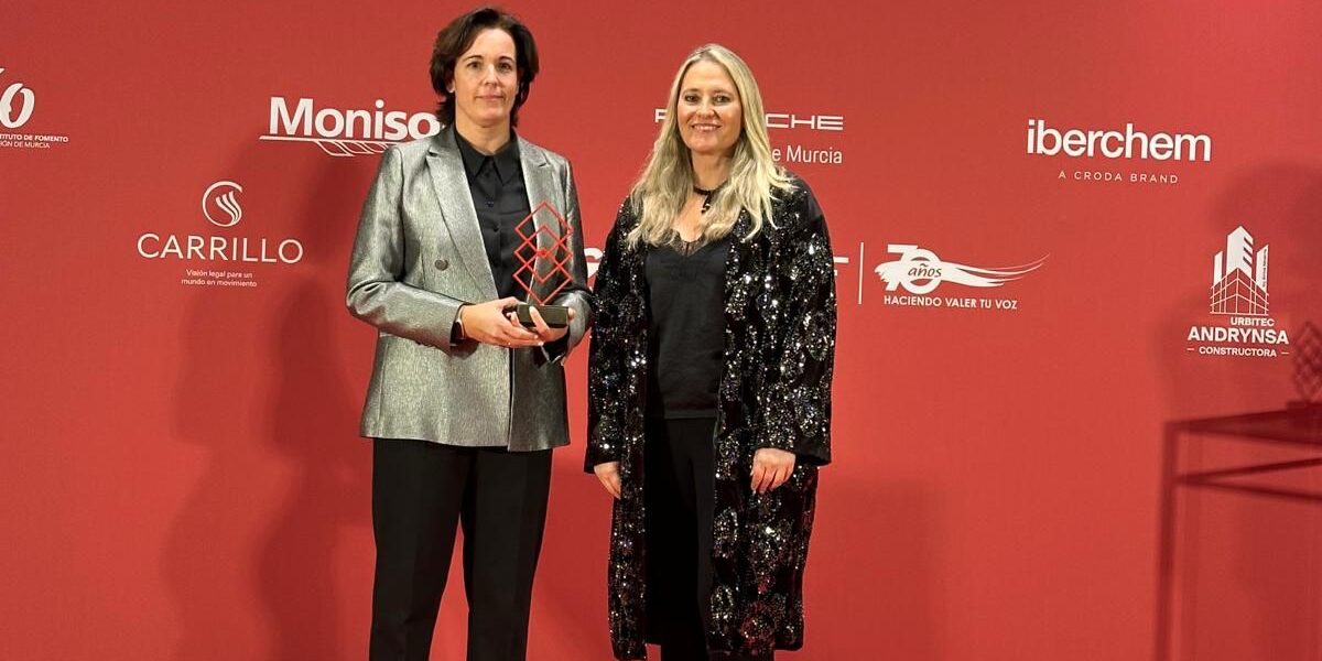 25a75072-ffbe-4b6c-a733-cddebb54ef63